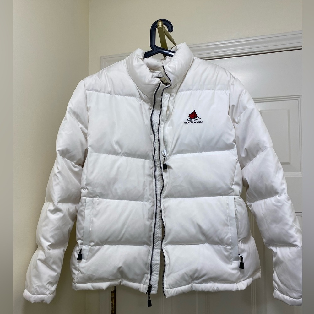 Skate Canada North End White Ladies Puffer Jacket size 3XL